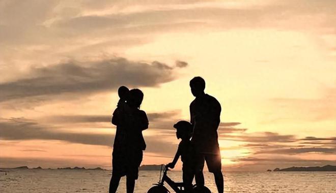 赛酷体育丈夫家茅厕被堵水监工拿出了60众个平安套妻子：不是我(图6)