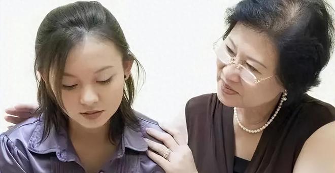 赛酷体育丈夫家茅厕被堵水监工拿出了60众个平安套妻子：不是我(图2)
