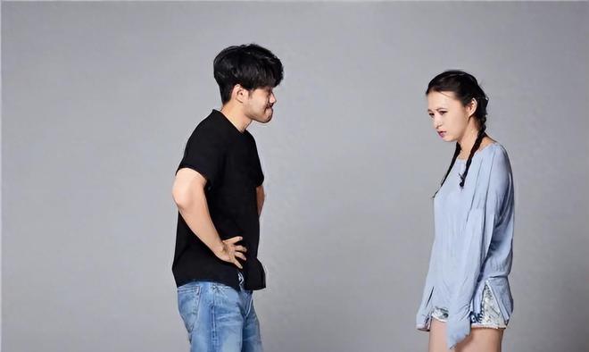 赛酷体育丈夫家茅厕被堵水监工拿出了60众个平安套妻子：不是我(图16)