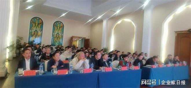 “超高职能混凝土排水管集团圭赛酷体育表”公布会暨混凝土与水泥成品身手调换会获胜召开(图10)
